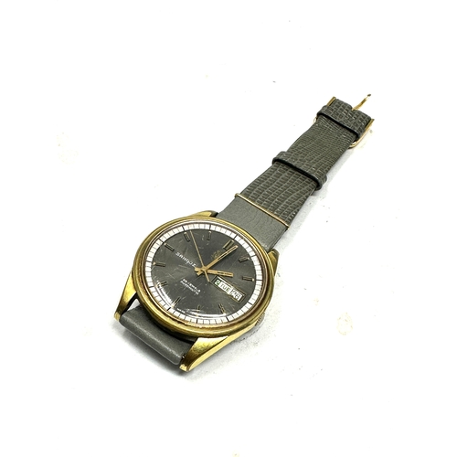 370 - Vintage gents sandoz automatic day date wristwatch 25 jewels 722z-45-2 the watch is ticking