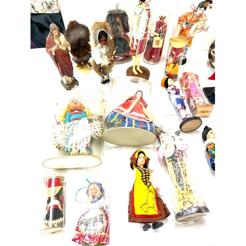 150 - Large selection of vintage and later dolls