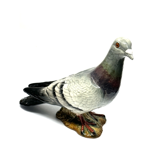 469 - Beswick Grey Pigeon Porcelain Figurine No 1383 Gloss Finish