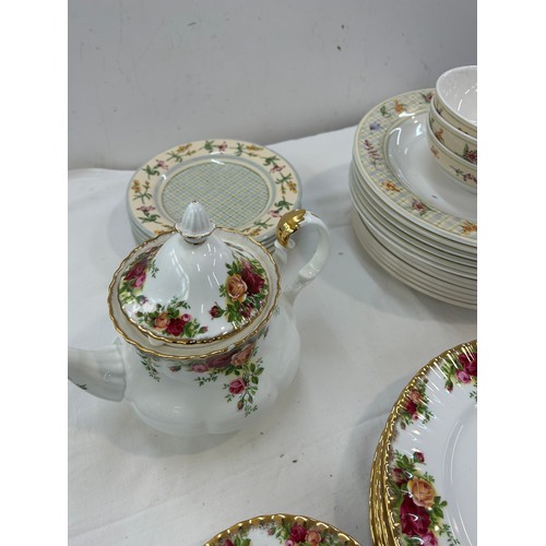 222 - Part set Royal Albert Old Country Rose to include a teapot, sugar bowl, plates etc as well as  Expre... 