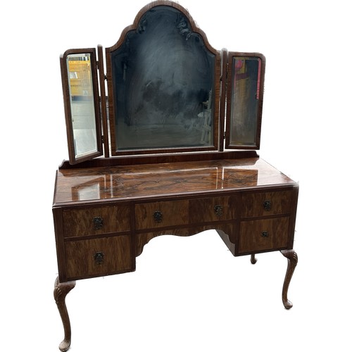 312 - Walnut Queen Anne 5 drawer dressing table measures approx 64 inches tall by 47 inches wide and 20 in... 