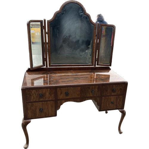 312 - Walnut Queen Anne 5 drawer dressing table measures approx 64 inches tall by 47 inches wide and 20 in... 