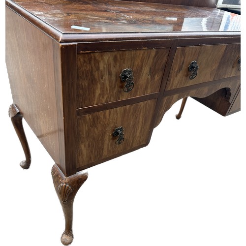 312 - Walnut Queen Anne 5 drawer dressing table measures approx 64 inches tall by 47 inches wide and 20 in... 