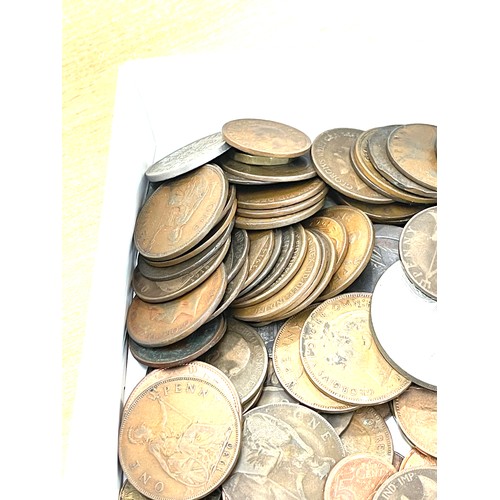 461 - Large selection of vintage and later coins