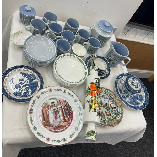 174 - Selection of pottery includes Hornsea tappestry etc