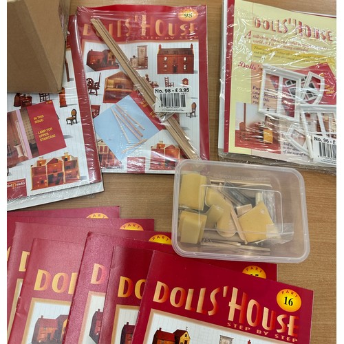 182 - Selection of dolls house accessories includes magazines etc