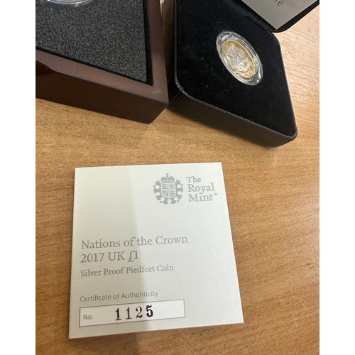 466 - Selection of silver commemorative coins includes HRH prince george, pound coin etc