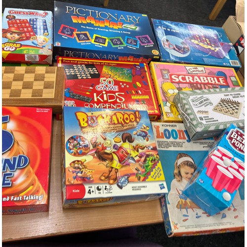 149 - Large selection of vintage and later games includes scrabble, frustration etc