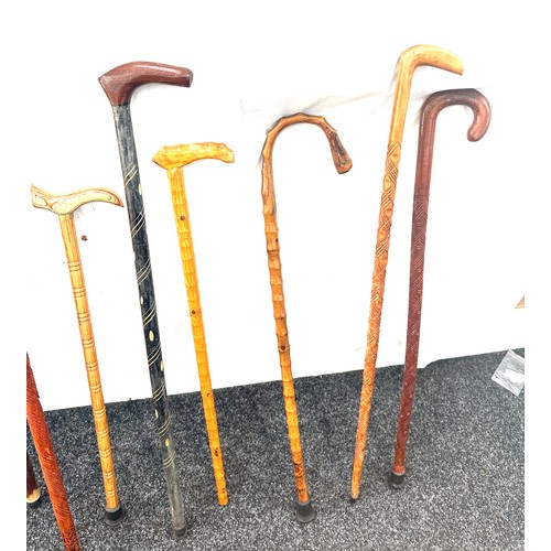 108 - Selection of vintage wooden carved and bamboo walking sticks ( 8 in total)