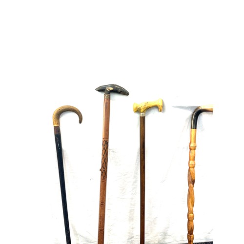 144 - Selection of vintage walking sticks with horn / horn effect handles (5 sticks in total)