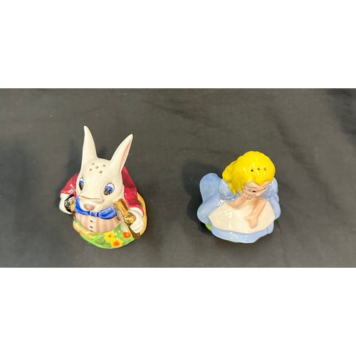 478 - Paul Cardew Salt and Pepper Shaker, Alice in Wonderland