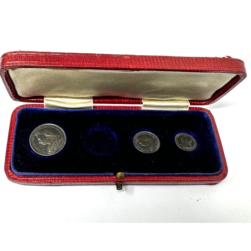 500 - Part Queen Victoria Maundy Coin Set In Original Display Box 1901 UNC Condition missing 3 pence coin