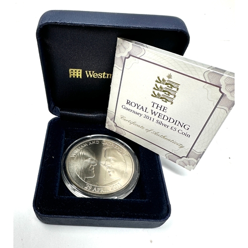 504 - 2011 Silver Proof  £5 coin 