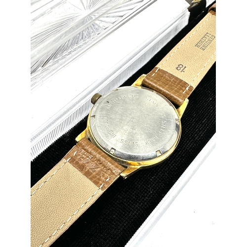 464 - Vintage 1960s Ermano 17 Jewel Swiss Gold Plated Gents  Wrist Watch the watch winds and ticks