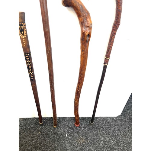 138 - 4 Vintage carved walking sticks includes shooting stick etc