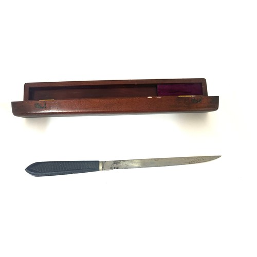 477 - Antique medical interest, 19th century surgeons amputation knife, Wood of York fitted in mahogany ca... 