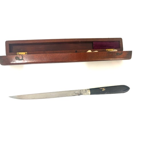 477 - Antique medical interest, 19th century surgeons amputation knife, Wood of York fitted in mahogany ca... 