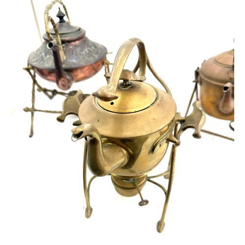 197 - 3 Vintage copper and brass small kettles on stands, 2 with burners, tallest measures: 11 x 8 inches