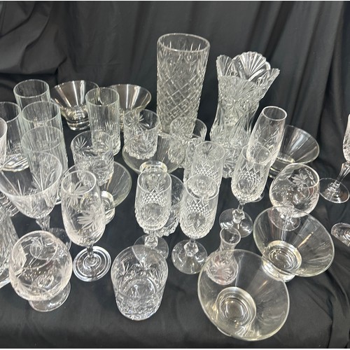 213 - Large selection of glassware to include vase, glasses etc