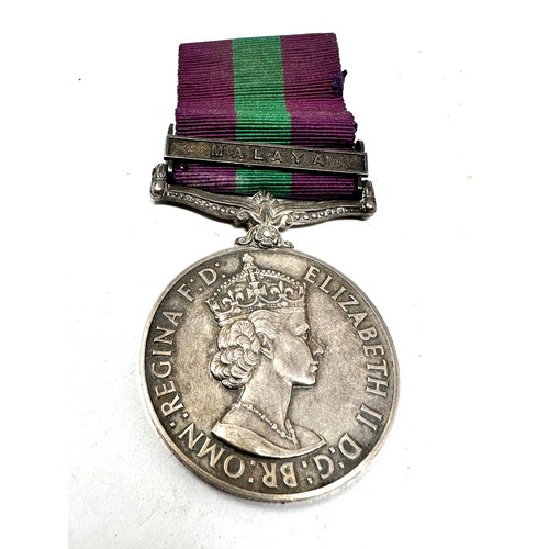 430 - ER. II G.S.M Malaya Medal Named FG.OFF V.P.G Murnaghan R.A.F