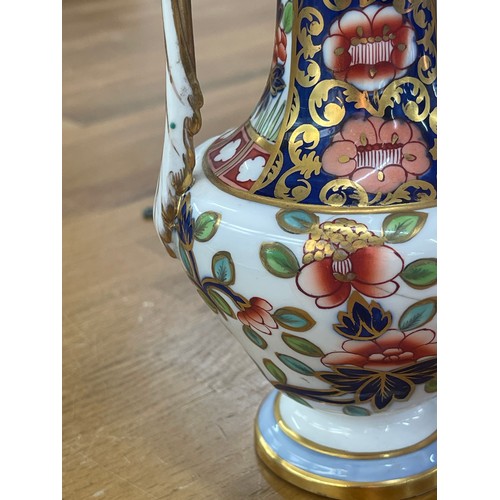 416 - 19th century copeland spode imari pattern twin handled vase repair to lid 9 inches tall, af