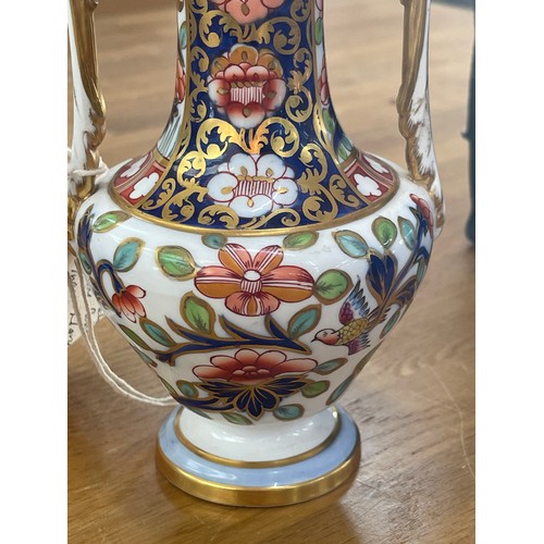 416 - 19th century copeland spode imari pattern twin handled vase repair to lid 9 inches tall, af