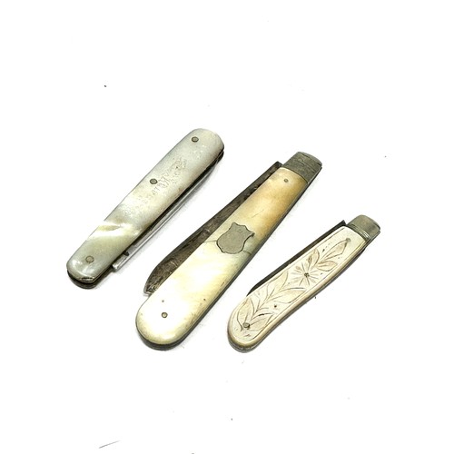 68 - 3 x .925 sterling mop knives