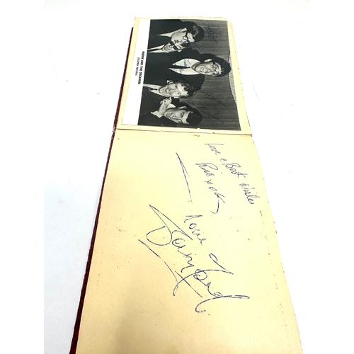 540 - Vintage autograph book includes dusty springfield  al read barrie brothers  the bachelors  freddie a... 