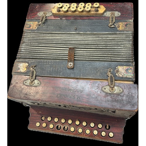 91 - Antique M. Hohner 'worlds fair accordeon / accordion, in need of restoration