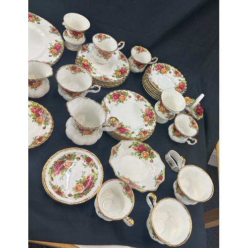 470 - Selection of Royal Albert Old Country rose part dinner and tea service includes cups, plates etc