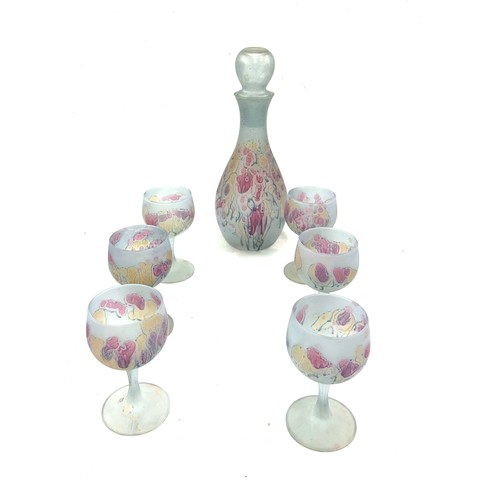 60 - Glass Decanter and 6 matching glasses