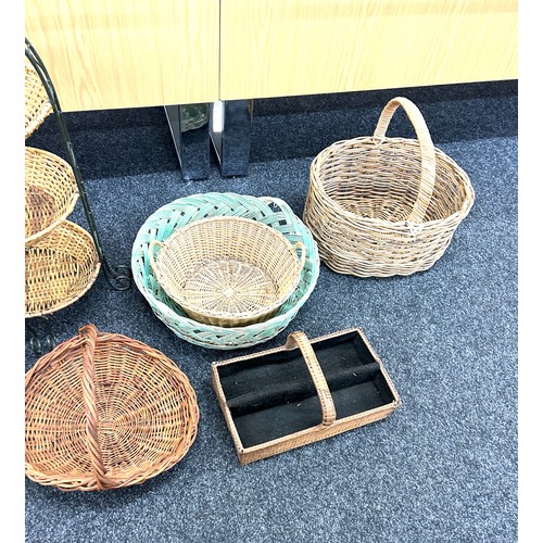 303 - Large selection of wicker baskets