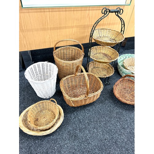 303 - Large selection of wicker baskets