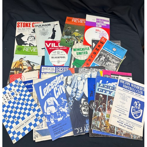 80 - Job lot of vintage football programmes includes leicester city etc