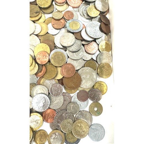 507 - Large selection of assorted coins and bank notes