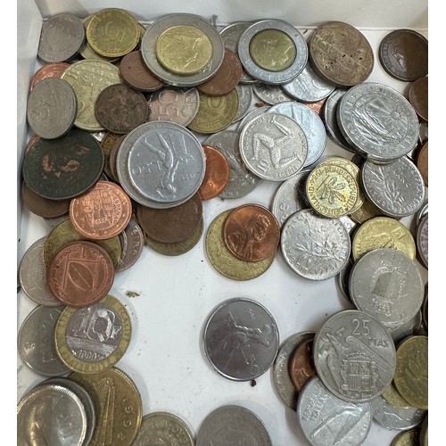 501 - Large selection of assorted coins and bank notes