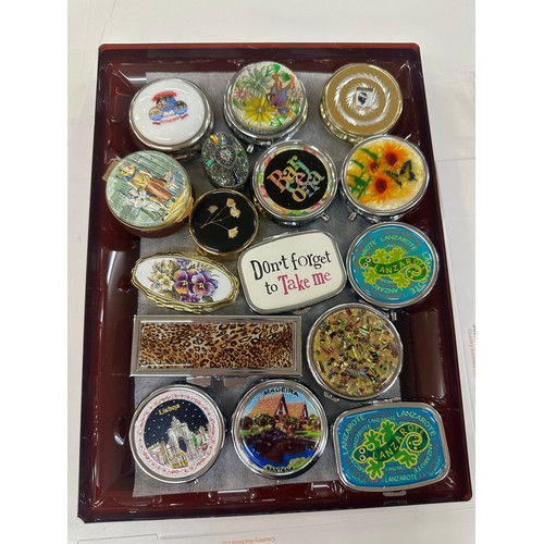 510 - Selection of trinkets includes stone set etc