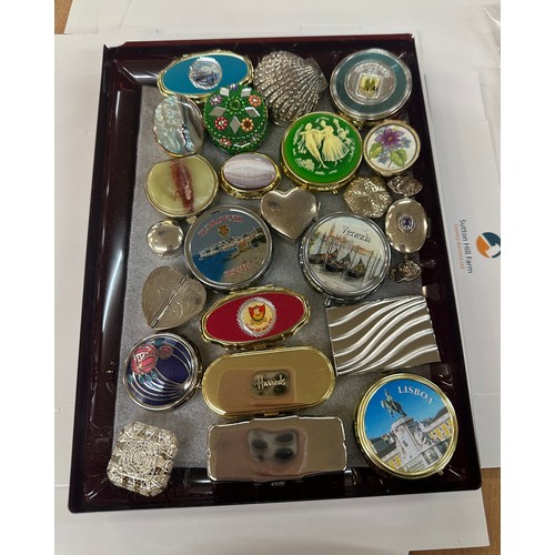 511 - Selection of trinkets includes stone set etc