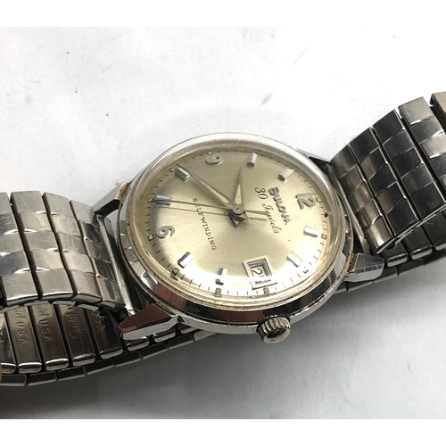 473 - Vintage Gents Bulova wristwatch  Automatic  working but no warranty given  w/ 30 Jewels, Expanding M... 