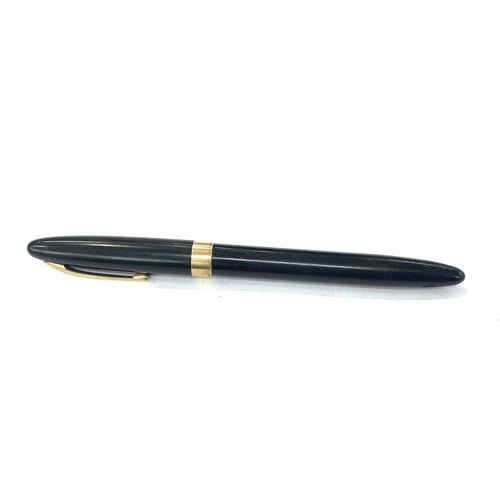 495 - Vintage Sheaffer snorkel black fountain pen with 14ct gold nib