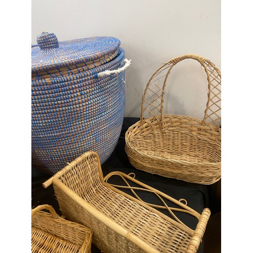 118 - Selection of assorted baskets , lidded basket etc