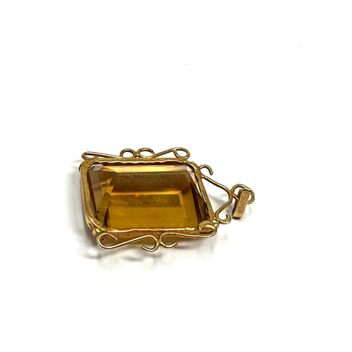 73 - 18ct gold citrine pendant measures approx 3cm drop by 2.3cm weight 7.1g