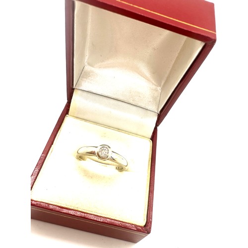 423 - Ladies 9ct white gold diamond solitaire ring, weight 2.6g, UK size L