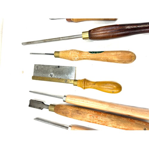 70 - Selection of woodworking / lathe tools