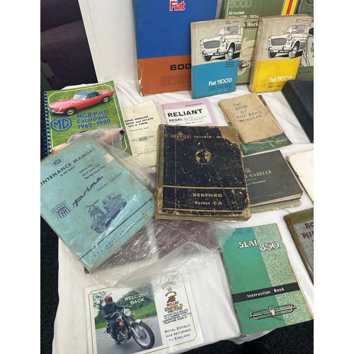 185 - Selection of vintage books includes practical motorist, fiat, haynes car manuals etc