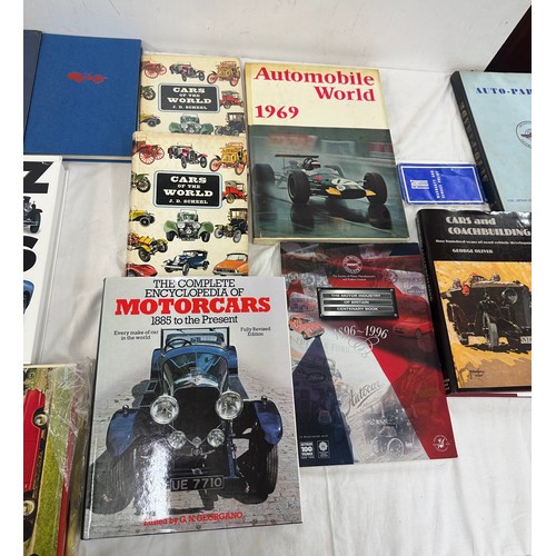 176 - Large selection of vintage car books includes automobile world etc