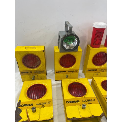 165 - Selection of Railway lamps, B R lamp and Dorman traffic lamps