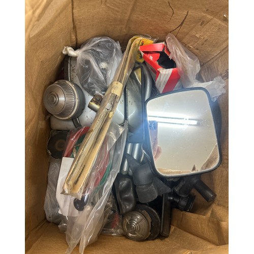 129 - Selection of car parts includes lights, wing mirrors etc