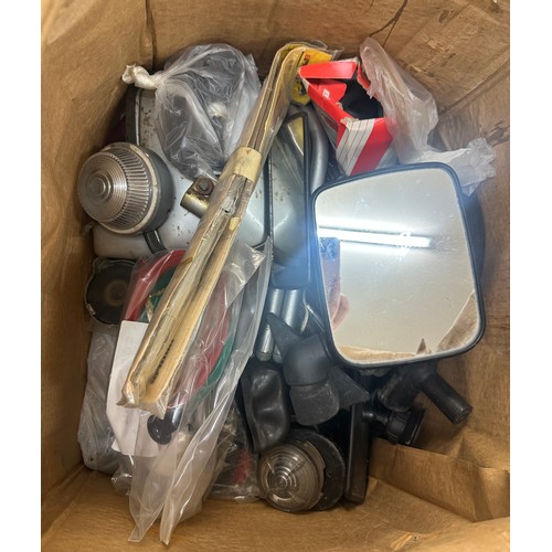 129 - Selection of car parts includes lights, wing mirrors etc