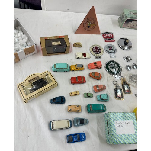 248 - Selection of collectable toy cars etc